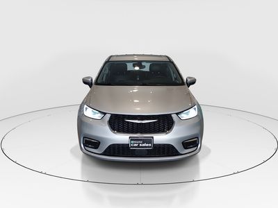 2023 Chrysler Pacifica - Photo 2