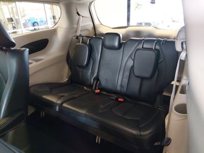 2023 Chrysler Pacifica - Photo 17
