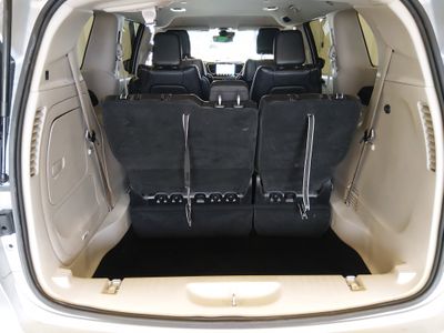 2023 Chrysler Pacifica - Photo 11