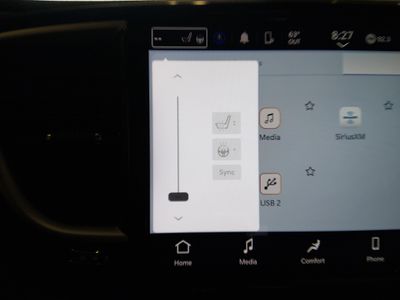 2023 Chrysler Pacifica - Photo 18