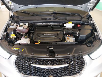2023 Chrysler Pacifica - Photo 9