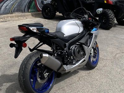 2026 Suzuki GSX-R600 - Photo 5