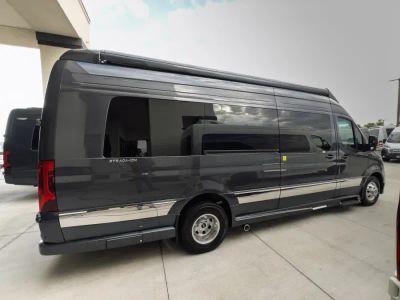 2026 Grech RV STRADA-ION - Photo 17