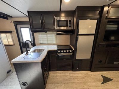 2019 Coachmen RV Spirit - Photo 26
