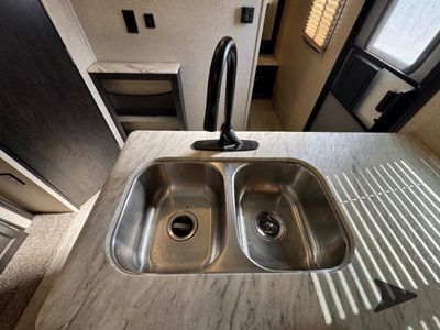 2019 Coachmen RV Spirit - Photo 28