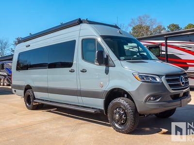 2026 Ogv Luxury Coach V-Tour - Photo 1