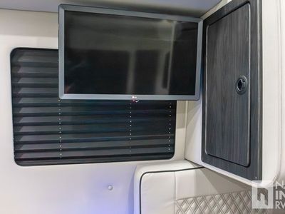 2026 Ogv Luxury Coach V-Tour - Photo 12
