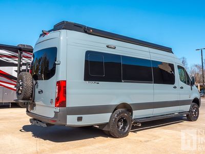 2026 Ogv Luxury Coach V-Tour - Photo 4