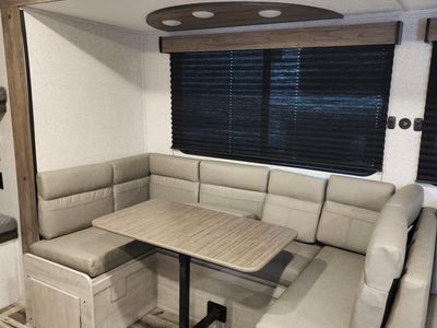 2025 Keystone Zinger 270BH - Photo 13