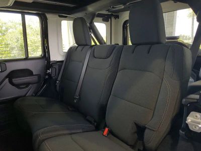 2026 Jeep Wrangler — photo 8 view