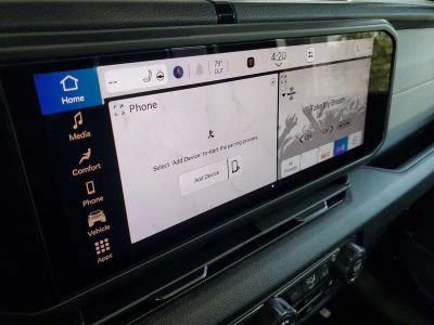 2026 Jeep Wrangler — photo 25 view