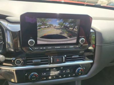 2023 Nissan Pathfinder — photo 16 view