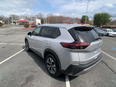 2023 Nissan Rogue SV - Photo 7
