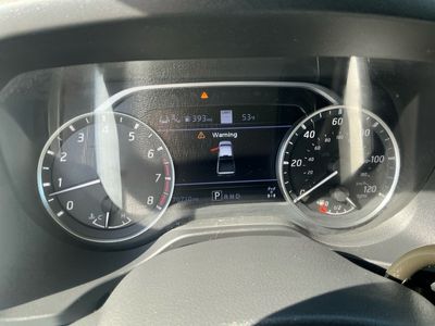 2021 Nissan Titan — photo 10 view
