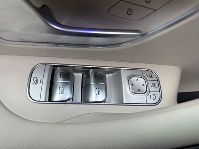 2026 Mercedes-Benz GLE — photo 29 view