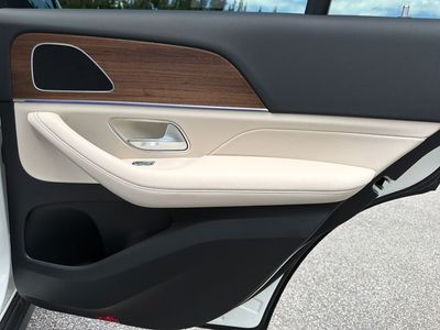 2026 Mercedes-Benz GLE — photo 34 view