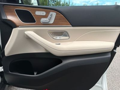 2026 Mercedes-Benz GLE — photo 37 view