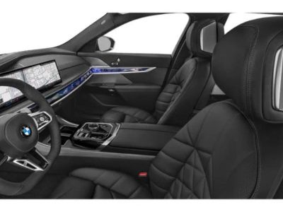 2026 BMW 7 Series — photo 12 view