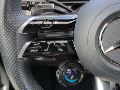 2025 Mercedes-Benz GLC — photo 26 view