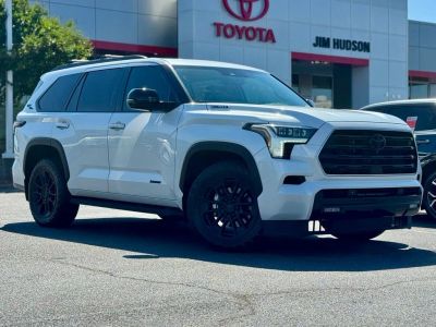 2024 Toyota Sequoia - Photo 2