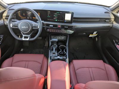 2026 Kia K5 — photo 17 view