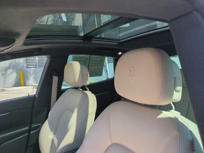 2022 Maserati Levante - Photo 21