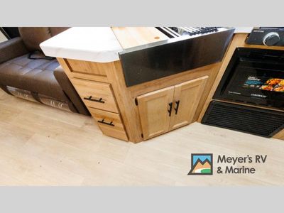 2025 Forest River RV Cherokee Grey Wolf - Photo 18