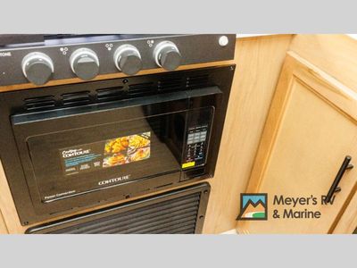 2025 Forest River RV Cherokee Grey Wolf - Photo 13