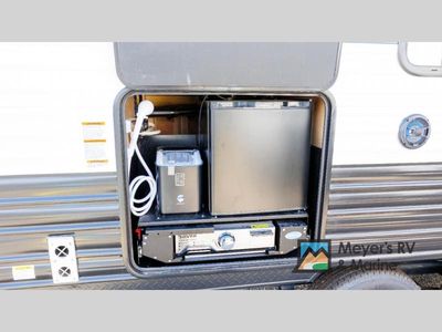 2025 Forest River RV Cherokee Grey Wolf - Photo 6