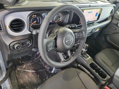 2026 Jeep Wrangler — photo 16 view