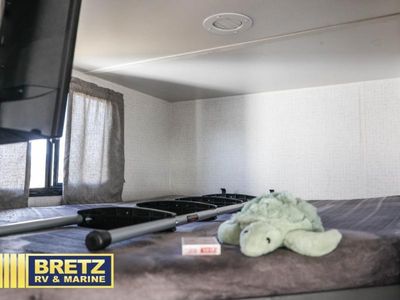 2022 Winnebago Industries Towables Voyage - Photo 11