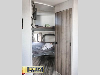 2022 Winnebago Industries Towables Voyage - Photo 9