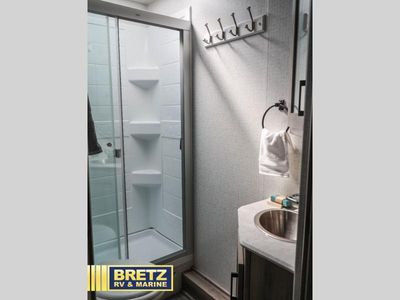 2022 Winnebago Industries Towables Voyage - Photo 13