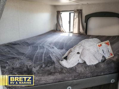 2022 Winnebago Industries Towables Voyage - Photo 10