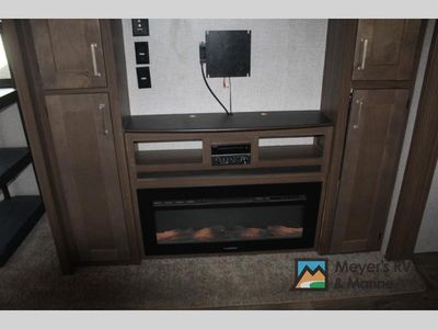 2019 Keystone RV Laredo - Photo 19