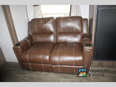 2019 Keystone RV Laredo - Photo 23