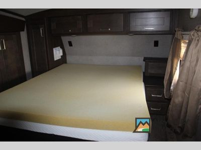 2019 Keystone RV Laredo - Photo 34