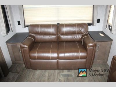 2019 Keystone RV Laredo - Photo 21