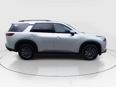2024 Nissan Pathfinder - Photo 8