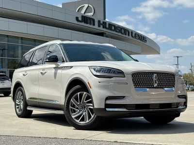2023 Lincoln Aviator Standard - Photo 2
