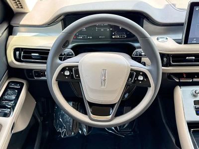 2023 Lincoln Aviator Standard - Photo 23