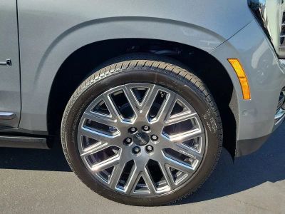 2026 GMC Yukon — detail view