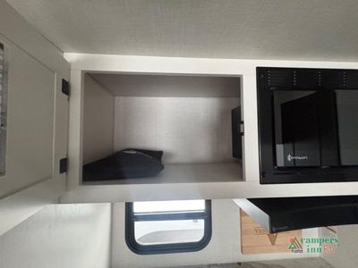 2026 Venture RV SportTrek - Photo 11
