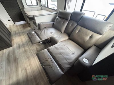 2026 Venture RV SportTrek - Photo 40