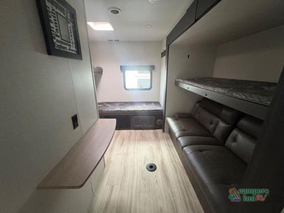 2026 Venture RV SportTrek - Photo 25