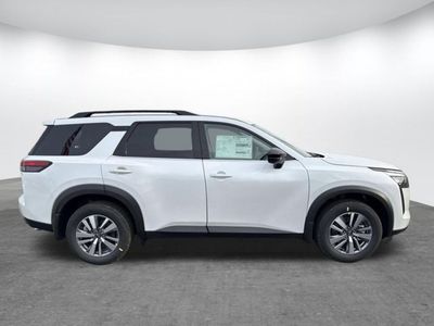 2026 Nissan Pathfinder - Photo 4