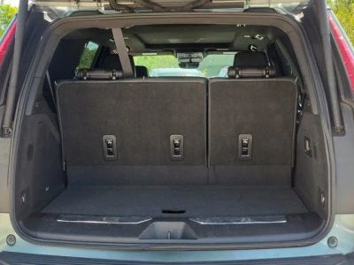 2023 Cadillac Escalade — photo 11 view