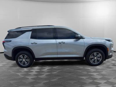 2025 Chevrolet Traverse — detail view