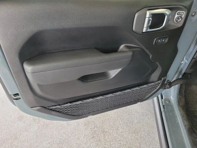 2026 Jeep Wrangler — photo 14 view