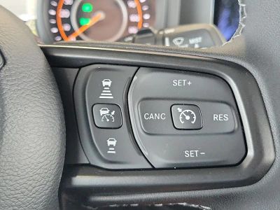 2026 Jeep Wrangler — photo 24 view